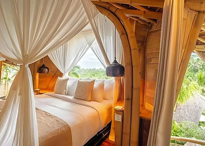 Bambootel Sawah View 5*